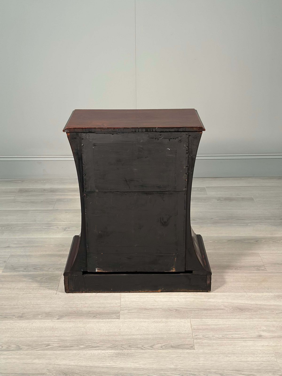 607.0 Shapely Art Deco Chest Of Drawers photo