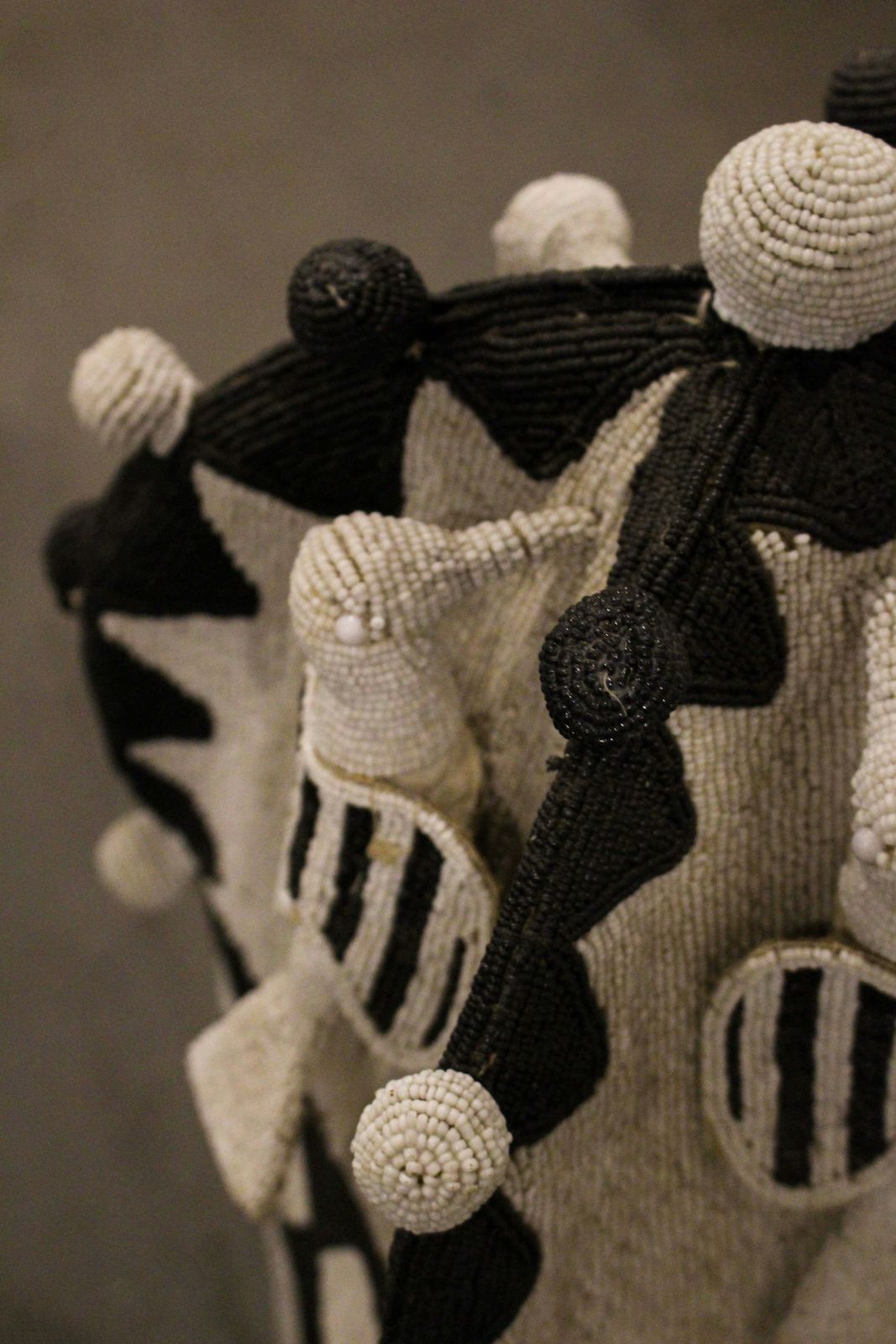Yoruba Royal Crown Black & White   15.4 photo Art