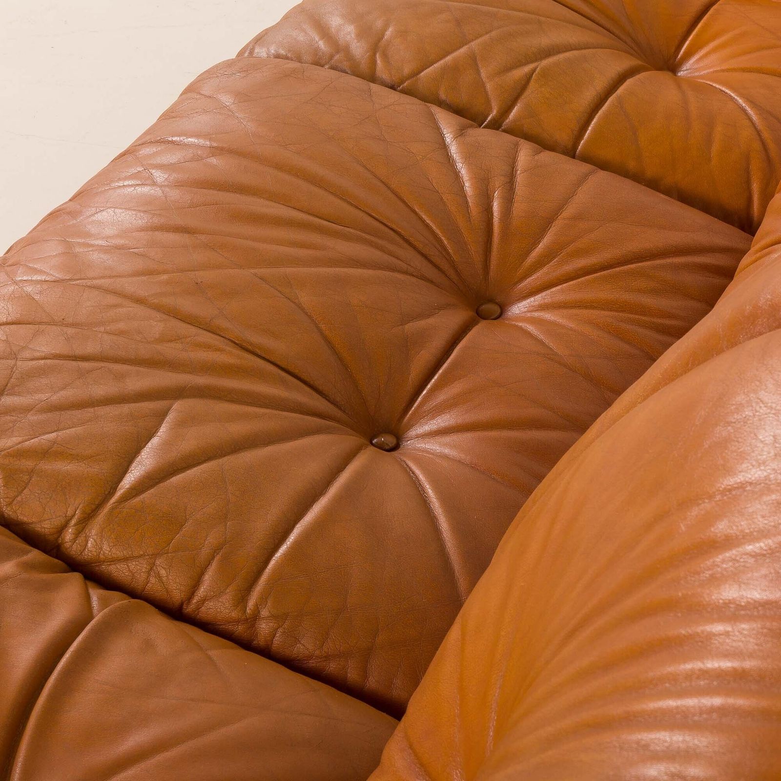 photo for sale Mobil Girgi Sapporo Leather Sofa, 1970s