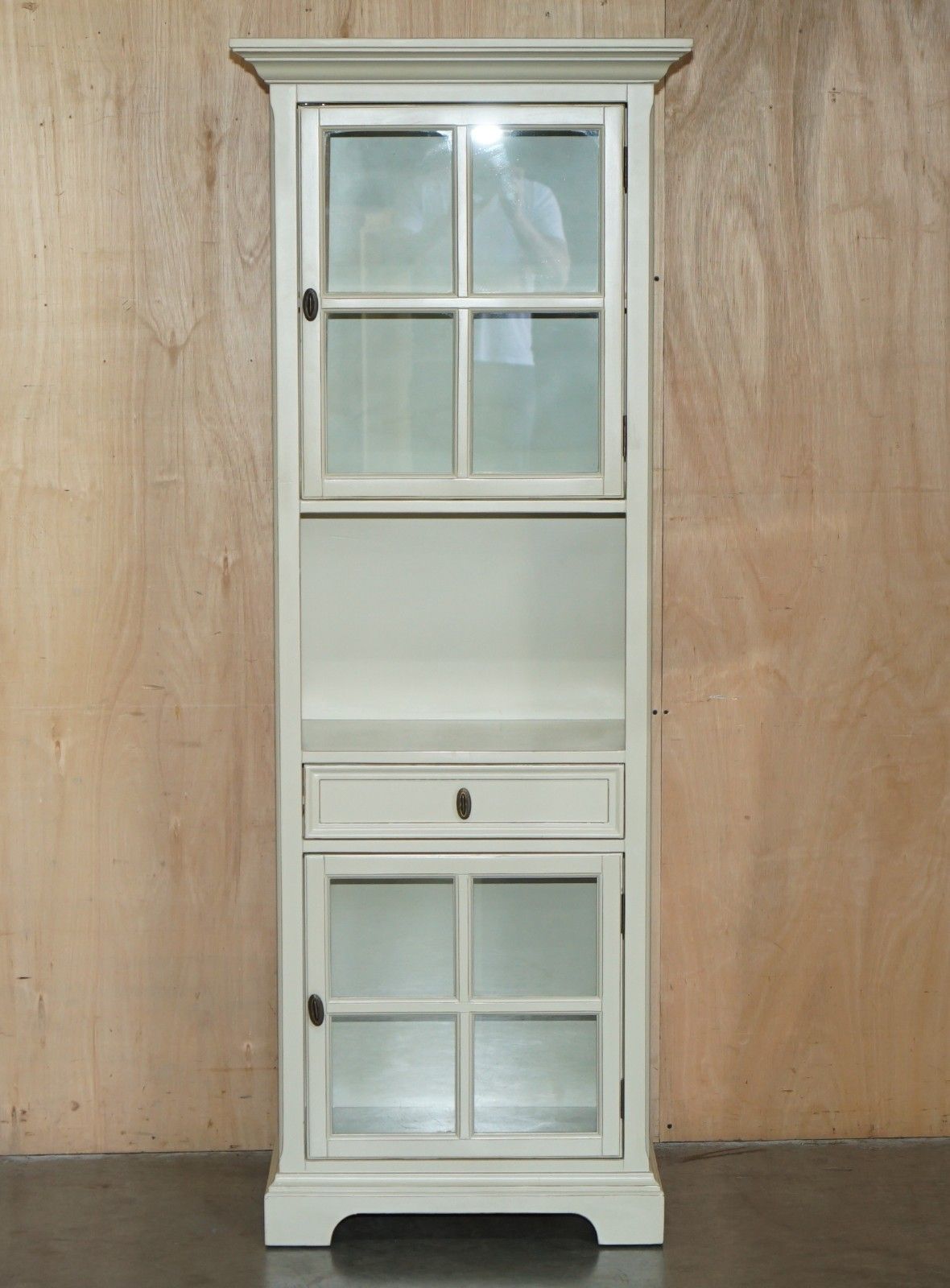 Lovely Decorative Cream French Country Display Cabinet Cupboard With Drawer photo furniture