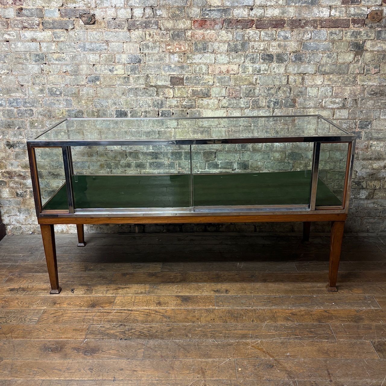 Large Early 20th Century Shop Display Counter photo vinterior