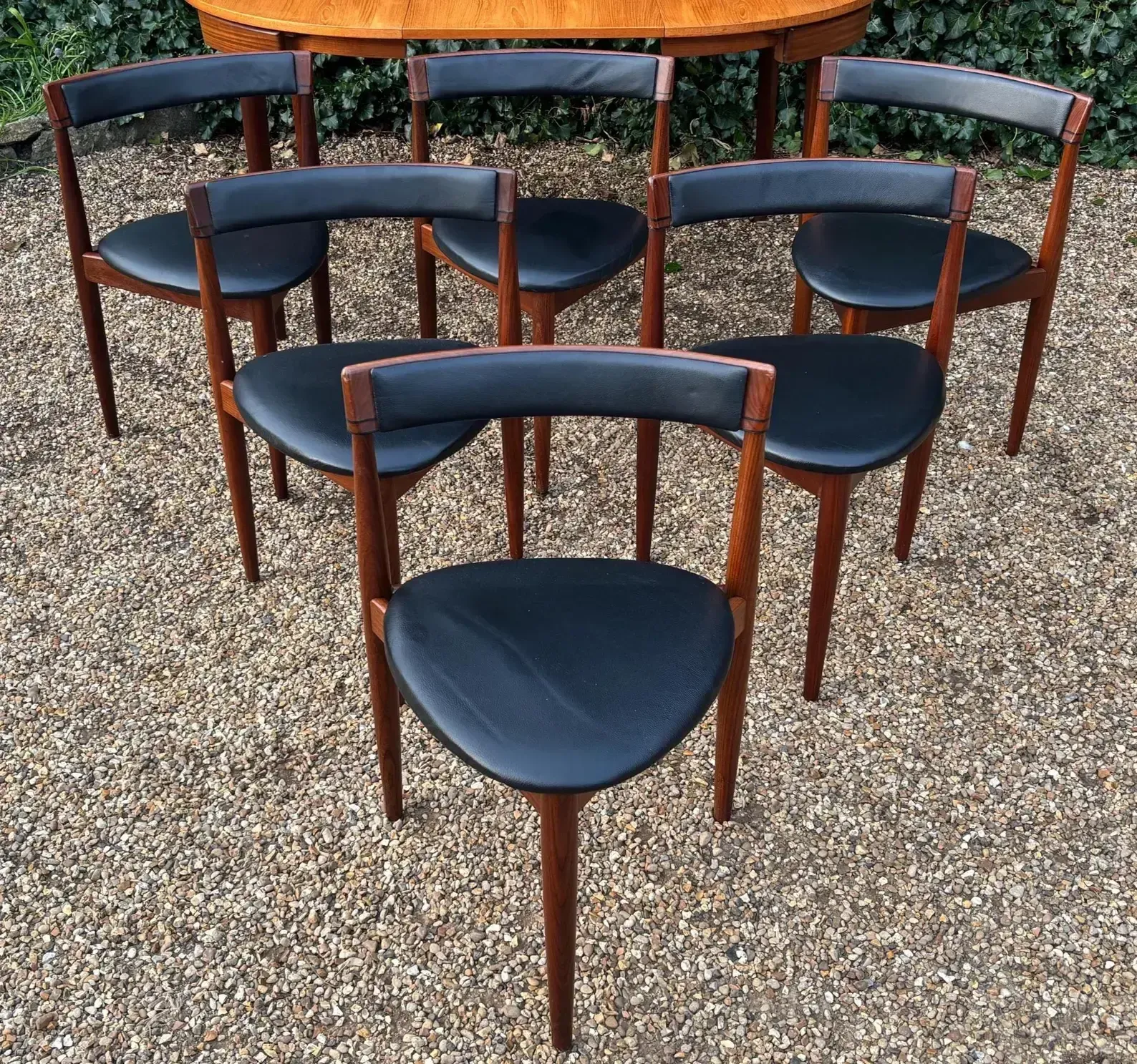 photo vintage Vintage ‘Roundette’ Dining Table & Six Chairs By Hans Olsen For Frem Rojle