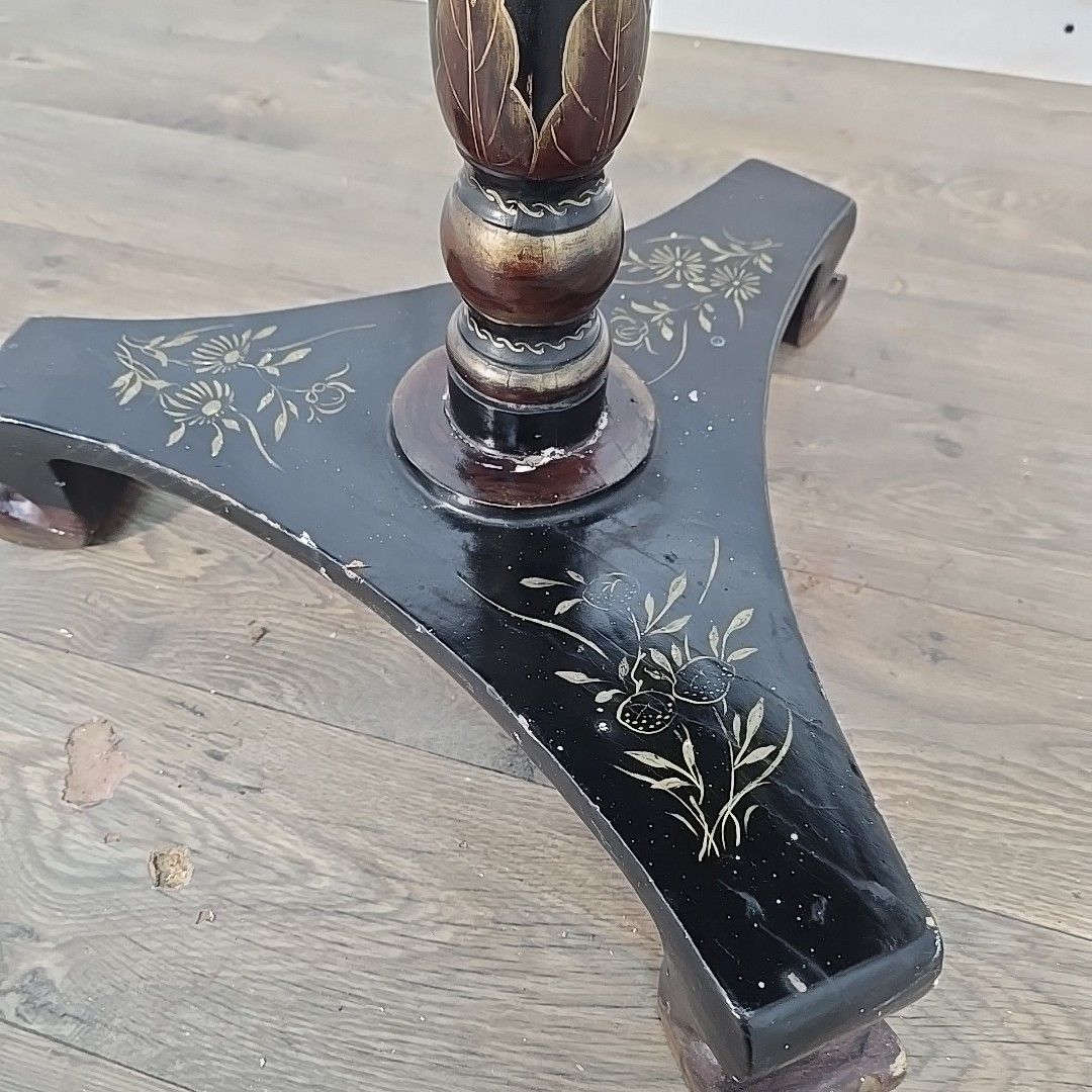 photo furniture Antique Tilt Top Table Chinoiserie Lacquered Oriental Chinese Tripod Vintage