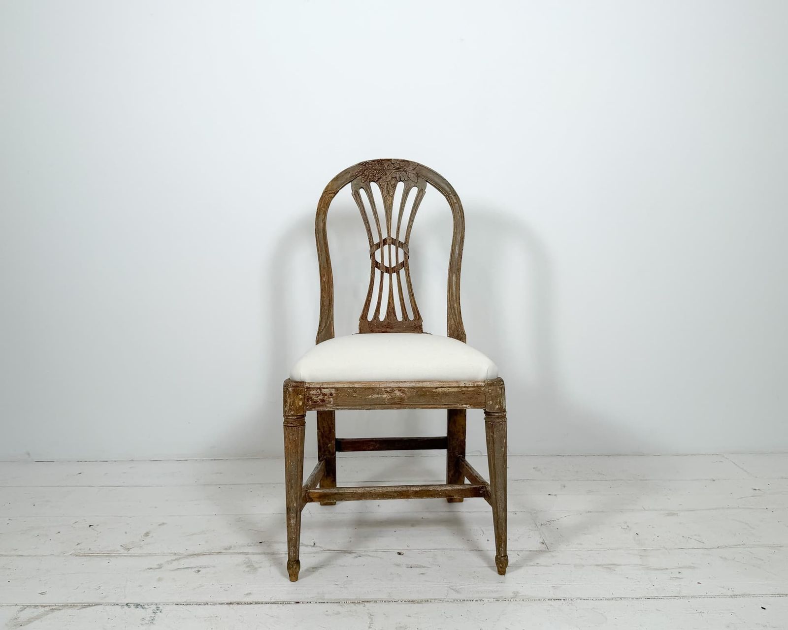 Four Gustavian Dining Chairs, 18th Century And Earlier photo vinterior
