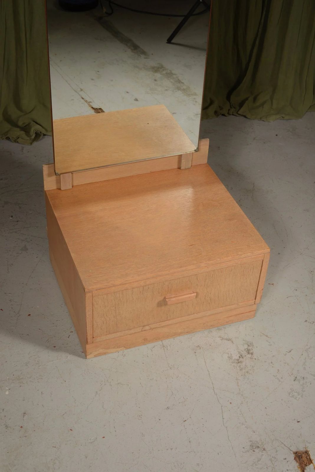 A Heal's Style Pale Oak Cheval Dressing Mirror By Good Furniture Units Ltd.   C.1930 photo furniture
