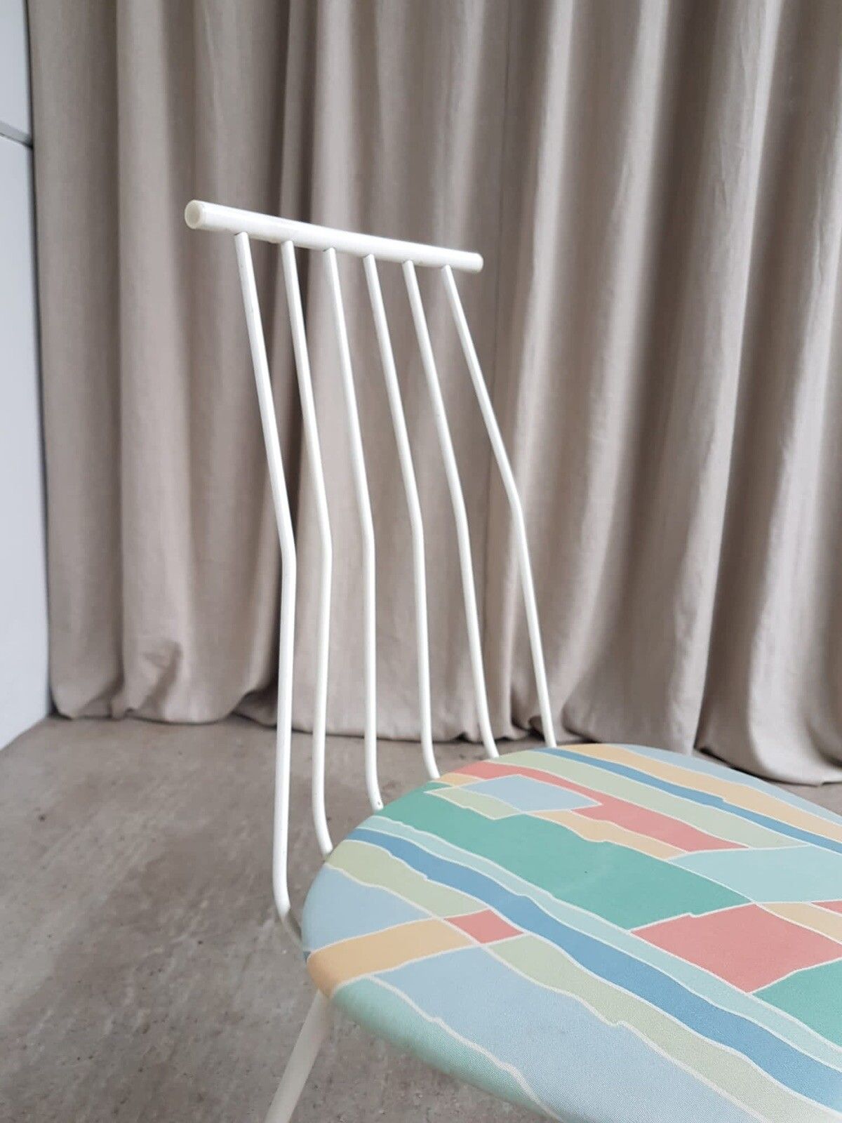 Vtg Mid Century Pair Set Of 2 White Metal Modernist Dining  Kitchen Chairs  R45 photo buy