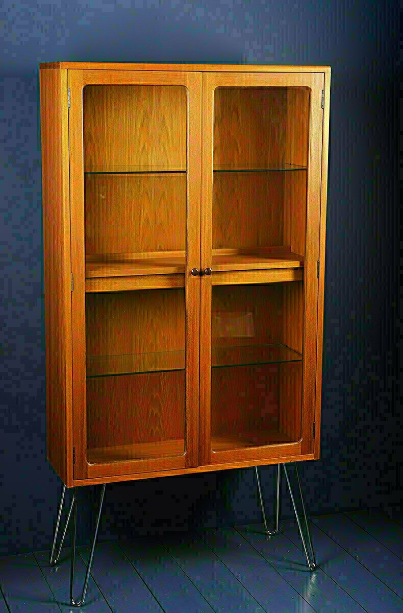 G Plan Fresco Large Glass Drinks Display Cabinet On Hairpin Legs 1970s photo vinterior
