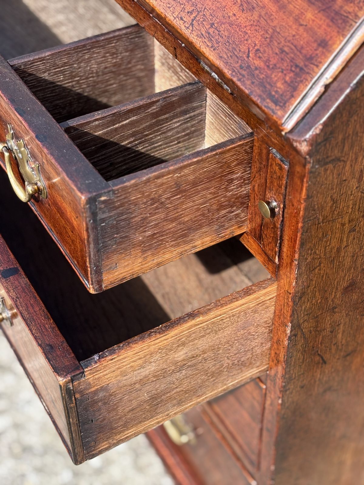 Diminutive 18th Century George III Period Figured Mahogany Bureau photo vinterior