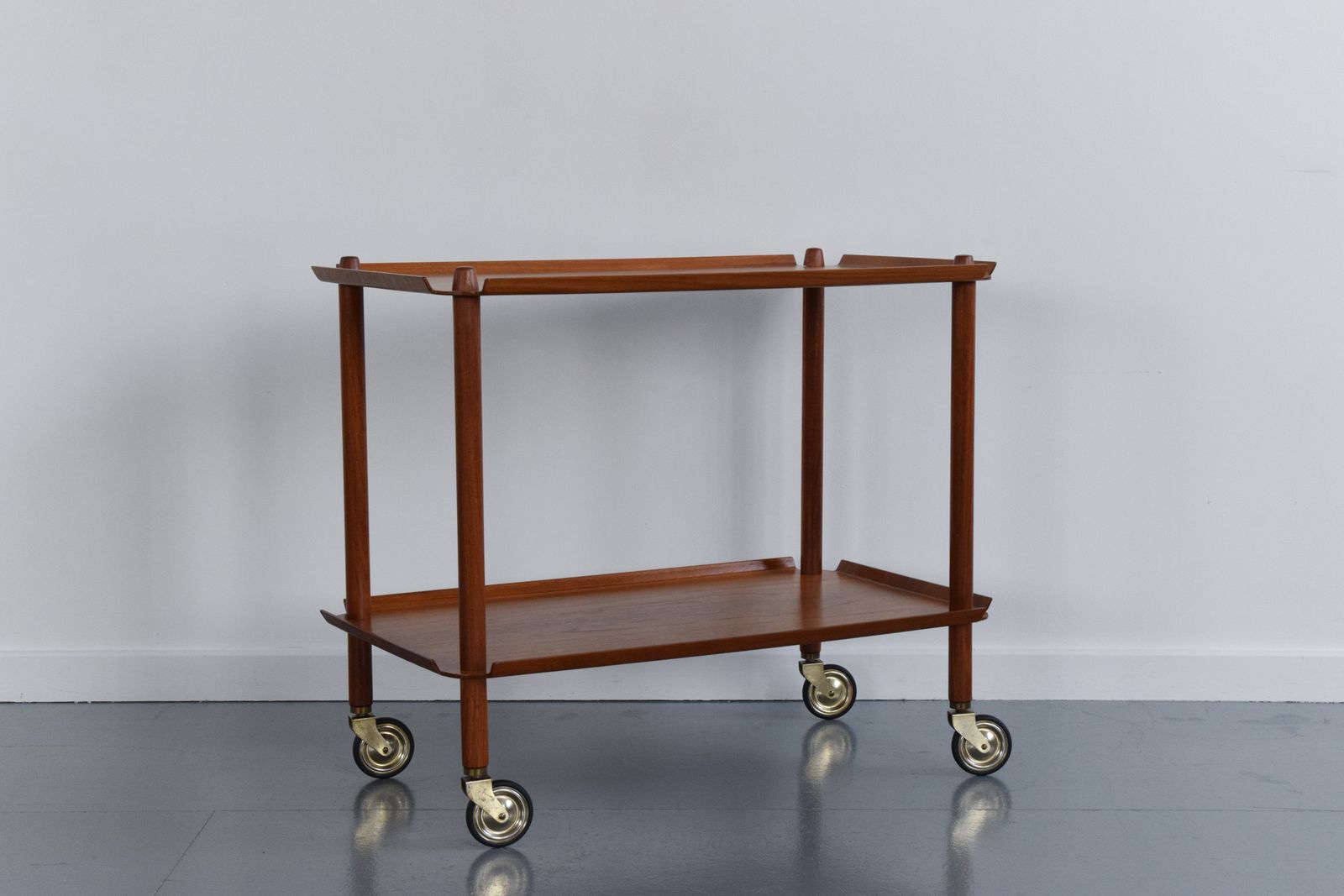 Vintage Teak Danish Drinks Trolley / Bar Cart By Poul Hundevad