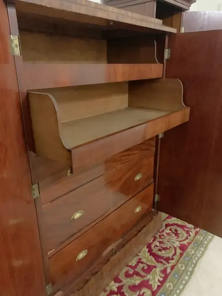 Large Antique Mahogany Wardrobe With Drawers, Shelves & Linen Press Sliders In Good Condition photo Furniture