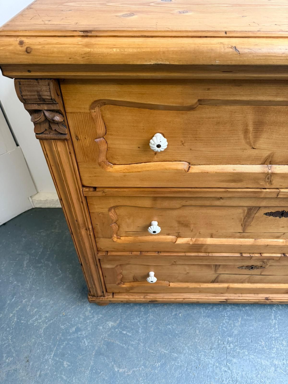 A Pretty Antique Pine Genuine Hungarian Waxed 3 Drawer Chest Of Drawers photo buy