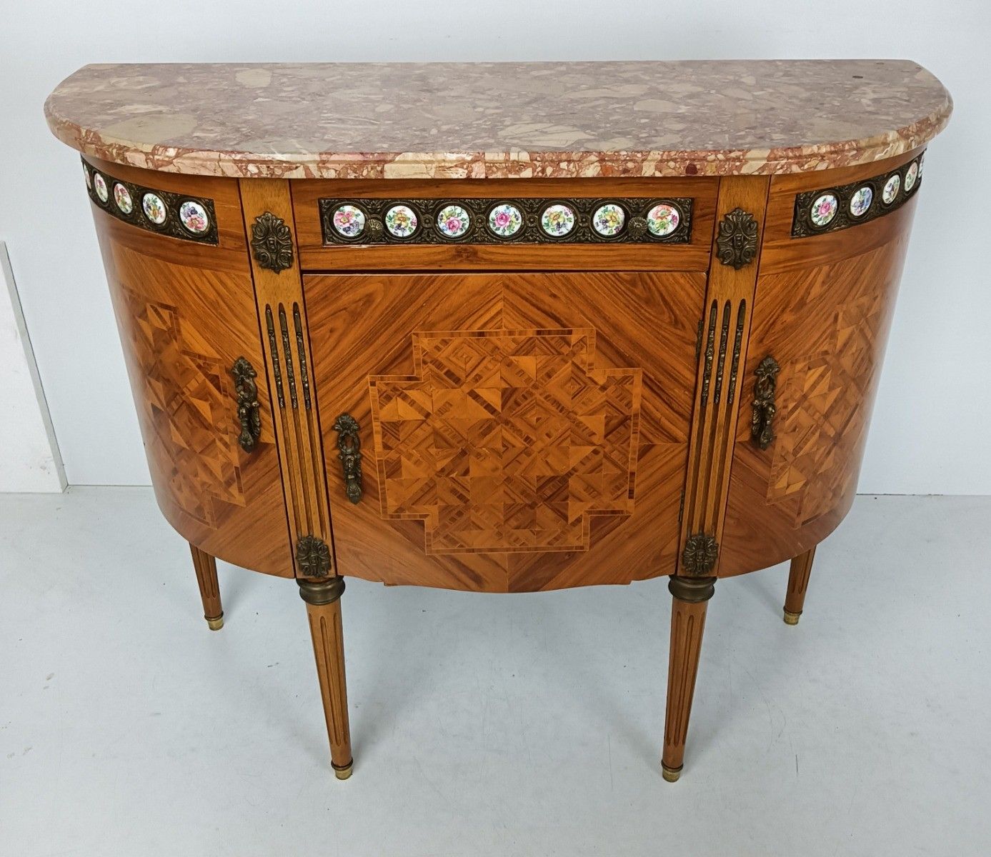 photo vinterior Cabinet Wood Marble Top Inlay Marquetry Brass Trims Medallions Commode Cabinet V
