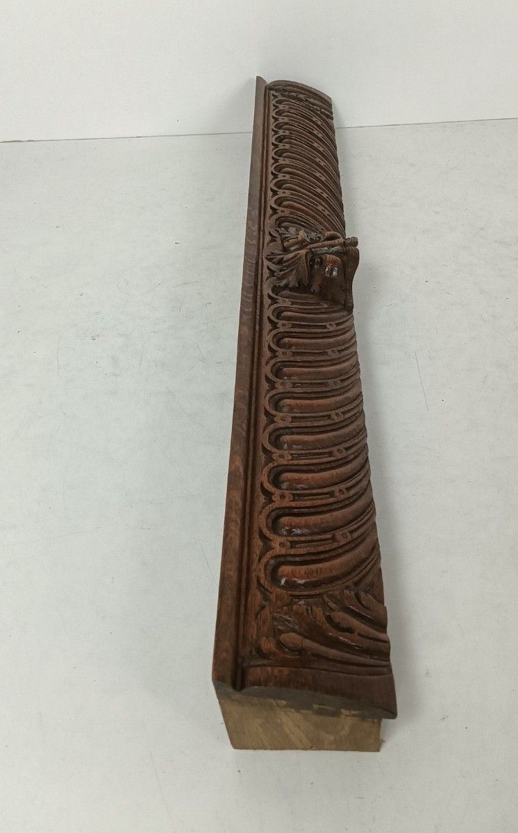 photo for sale Hand Carvedwood  Pediment Ornate Architectural Reclaimed Salvaged Panel Figurine