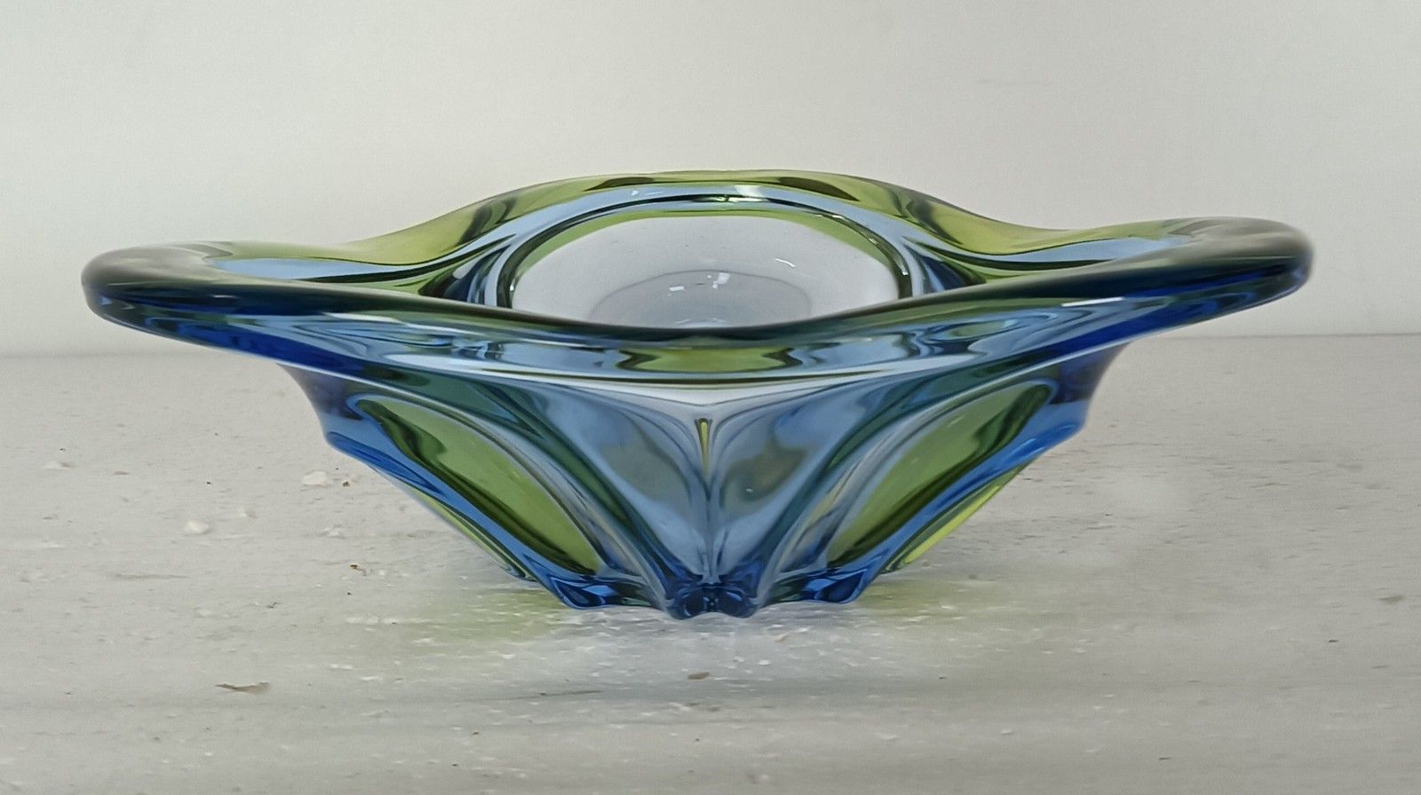 Beautiful Vintage Art Glass Murano  Dish Centerpiece Bowl Small Blue Green photo vinterior