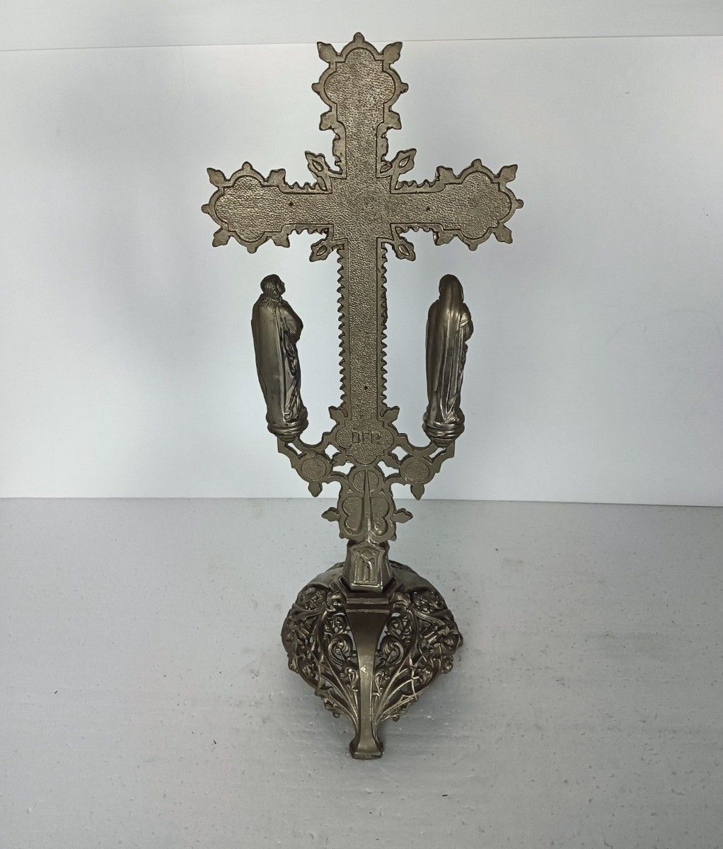photo furniture Standing Crucifix Cross Saint John Saint Mary Magdalene Golgotha Apostles Spelte