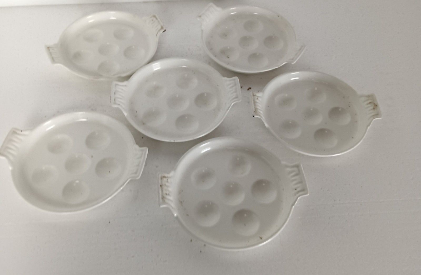 Le Creuset 12 Hole White Escargot Dish Enamel Cast Enamel French Snail Plates Se