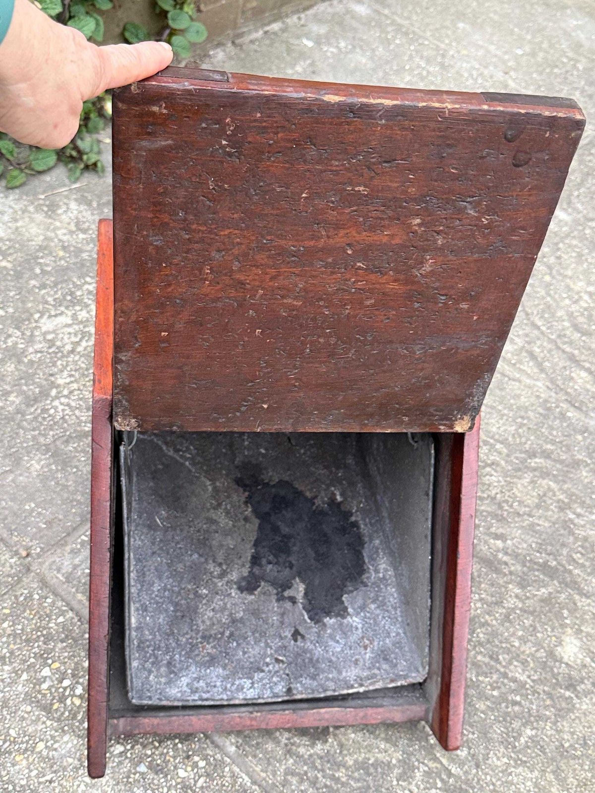Antique Victorian Carved Wooden Coal Scuttle Brass Mount Fireside Storage Box photo Home Decor