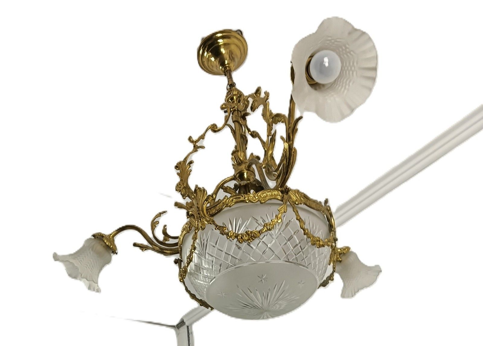 Art Deco Chandelier Antique Etched Glass Brass Tulip Shades  4 Lights Guirlandes photo Lighting