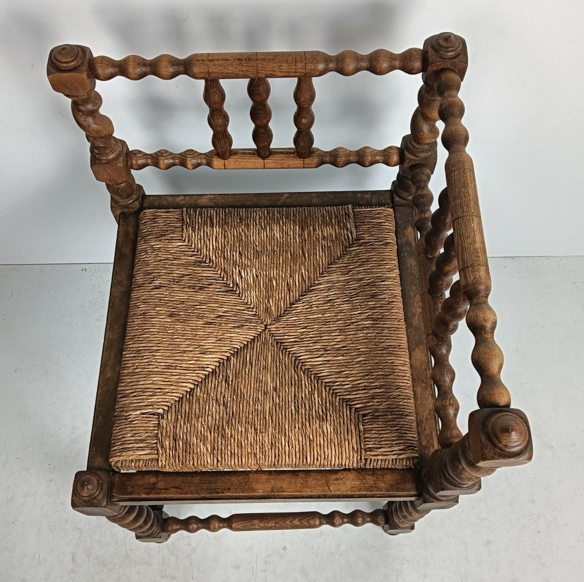 Twisted Wooden Barley Twist Corner Chair Rush Seating Hobnails Edwardian Beautif photo vinterior