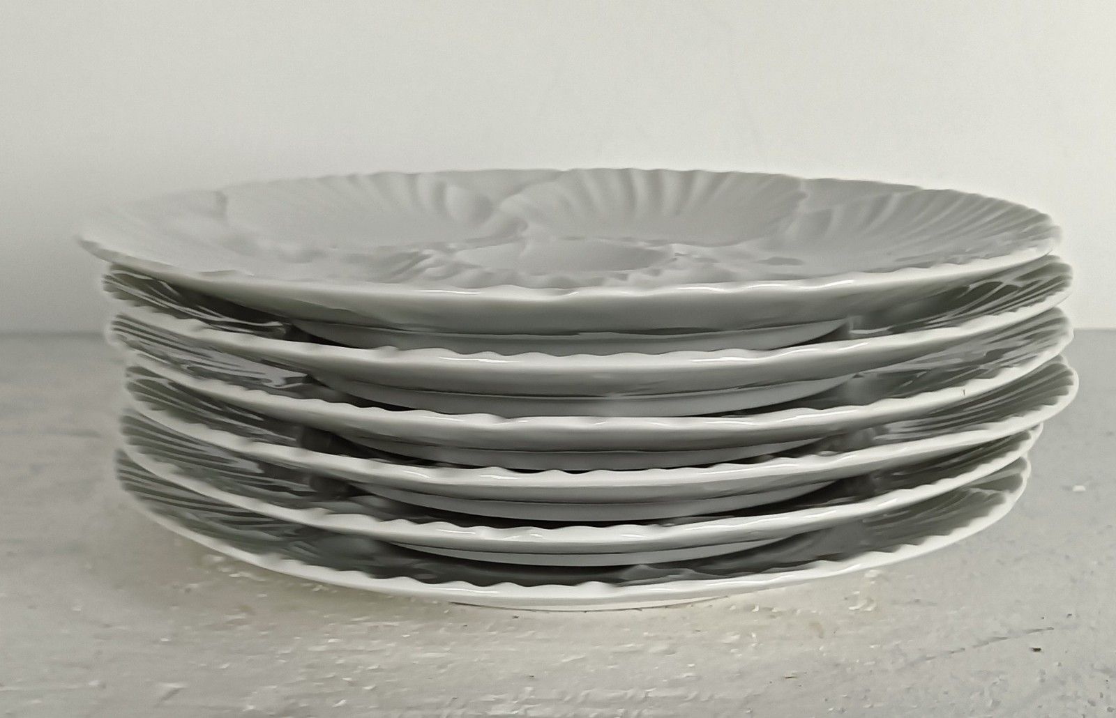 Set Of 6 Oyster Plates Porcelaine White  Germany Waldsassen Bareuther Bavaria VI photo for sale