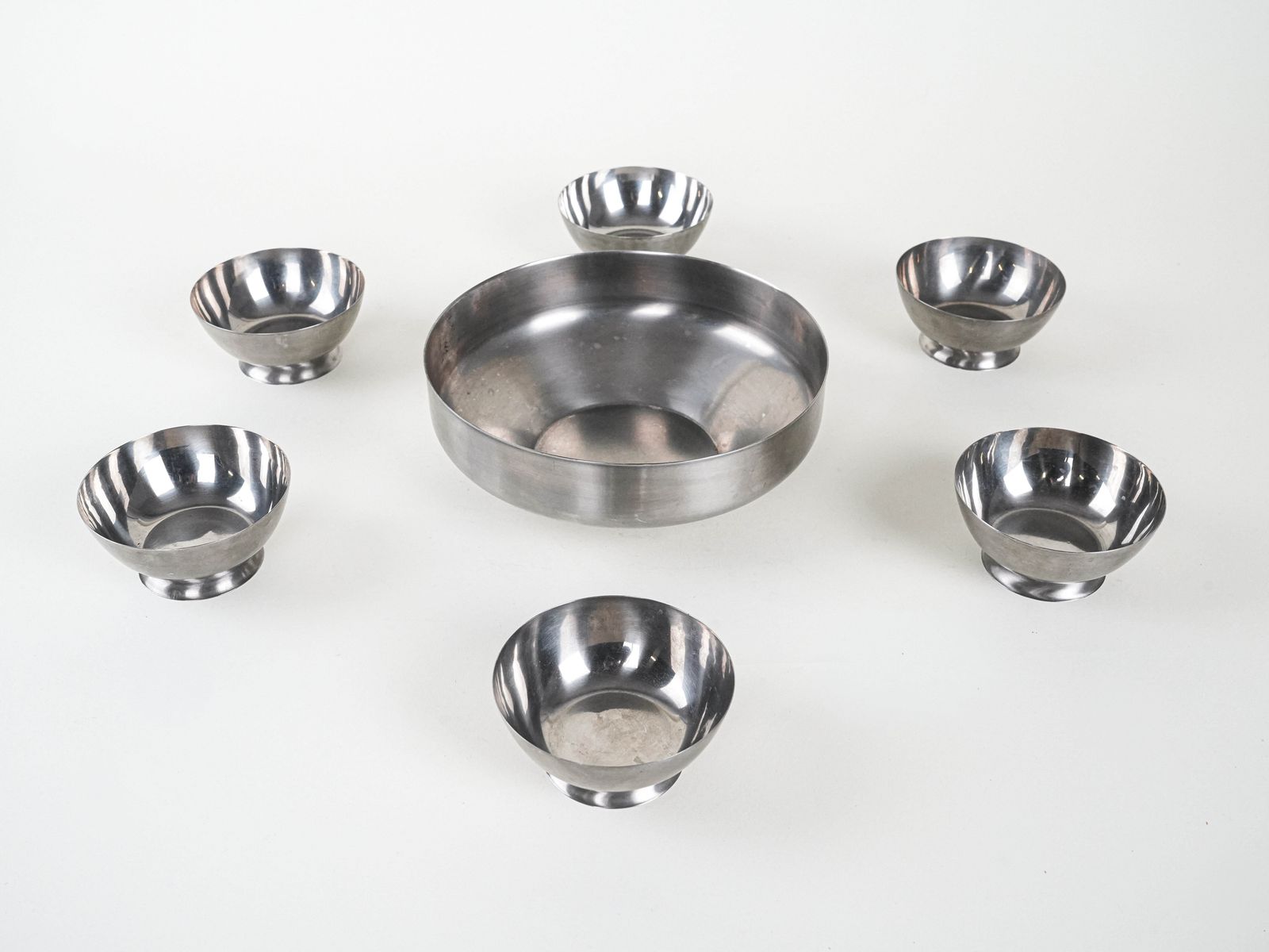 Set Of Stainless Steel Bowls, Italian Design, 1980s, Made In Italy photo for sale