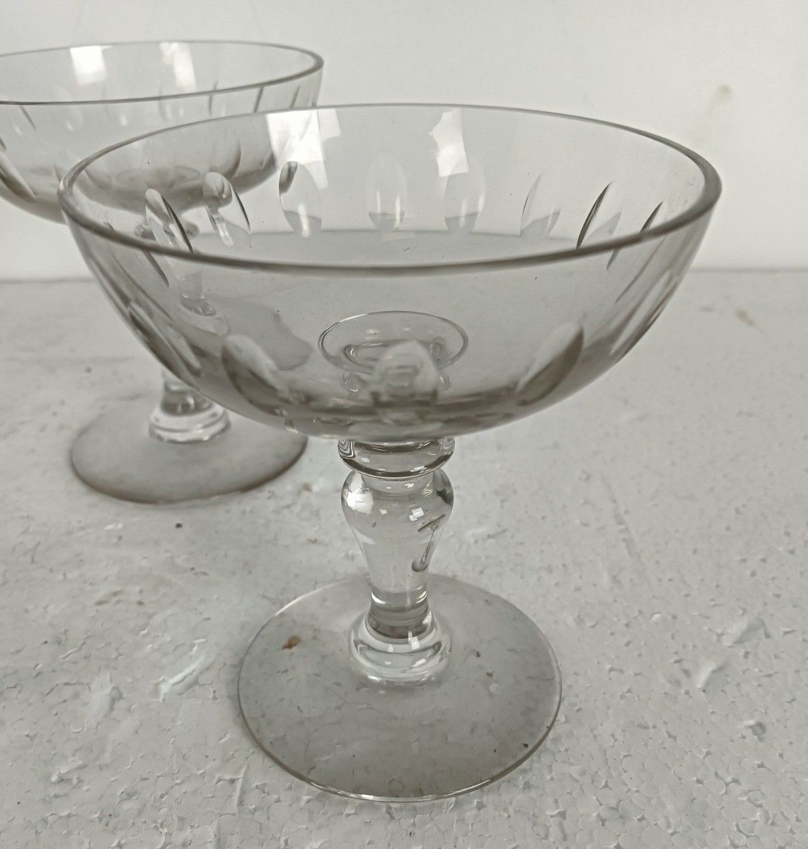 Set Of 4 Antique Cocktail Glasses Etched Glass Stylish photo for sale