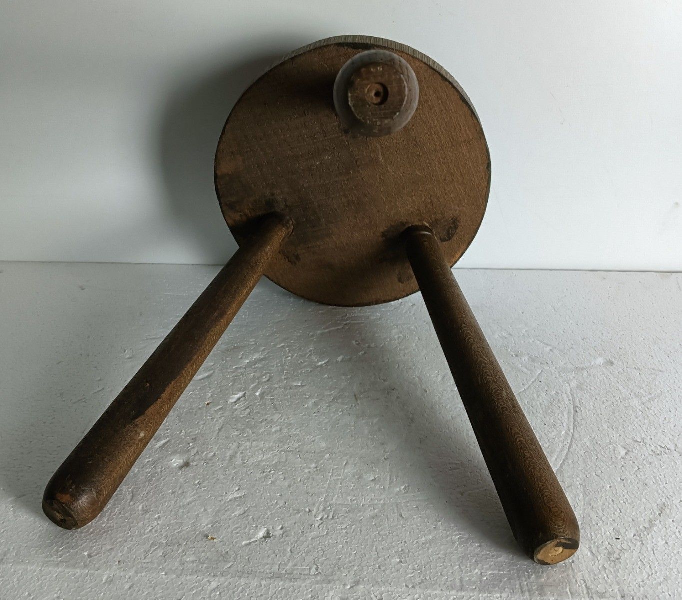 Antique Carved Wooden Tripod Milking Stool Plant Stand Pedestal Side Table Barn photo 179.0