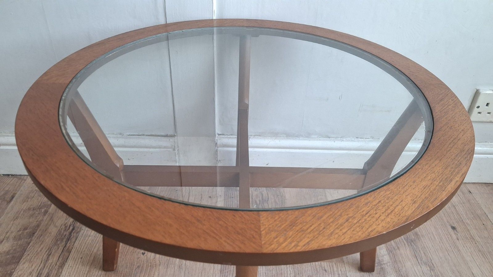 Superb 1970's Stonehill Mid Century  Glass & Teak Drinks/Cocktail/Coffee Table photo 251.0