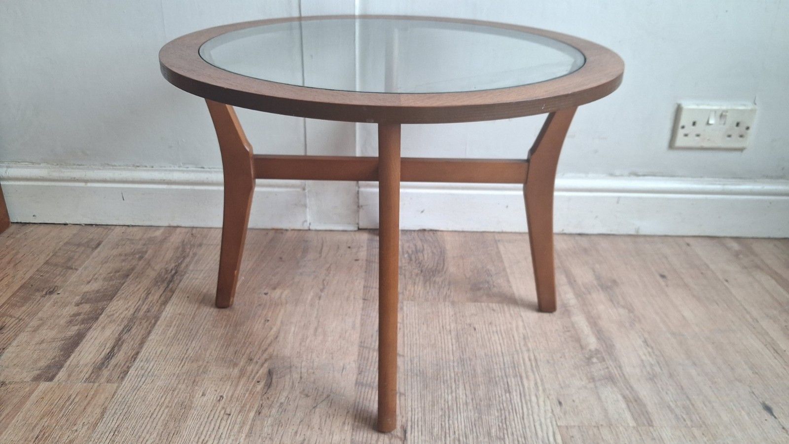 photo buy Superb 1970's Stonehill Mid Century  Glass & Teak Drinks/Cocktail/Coffee Table