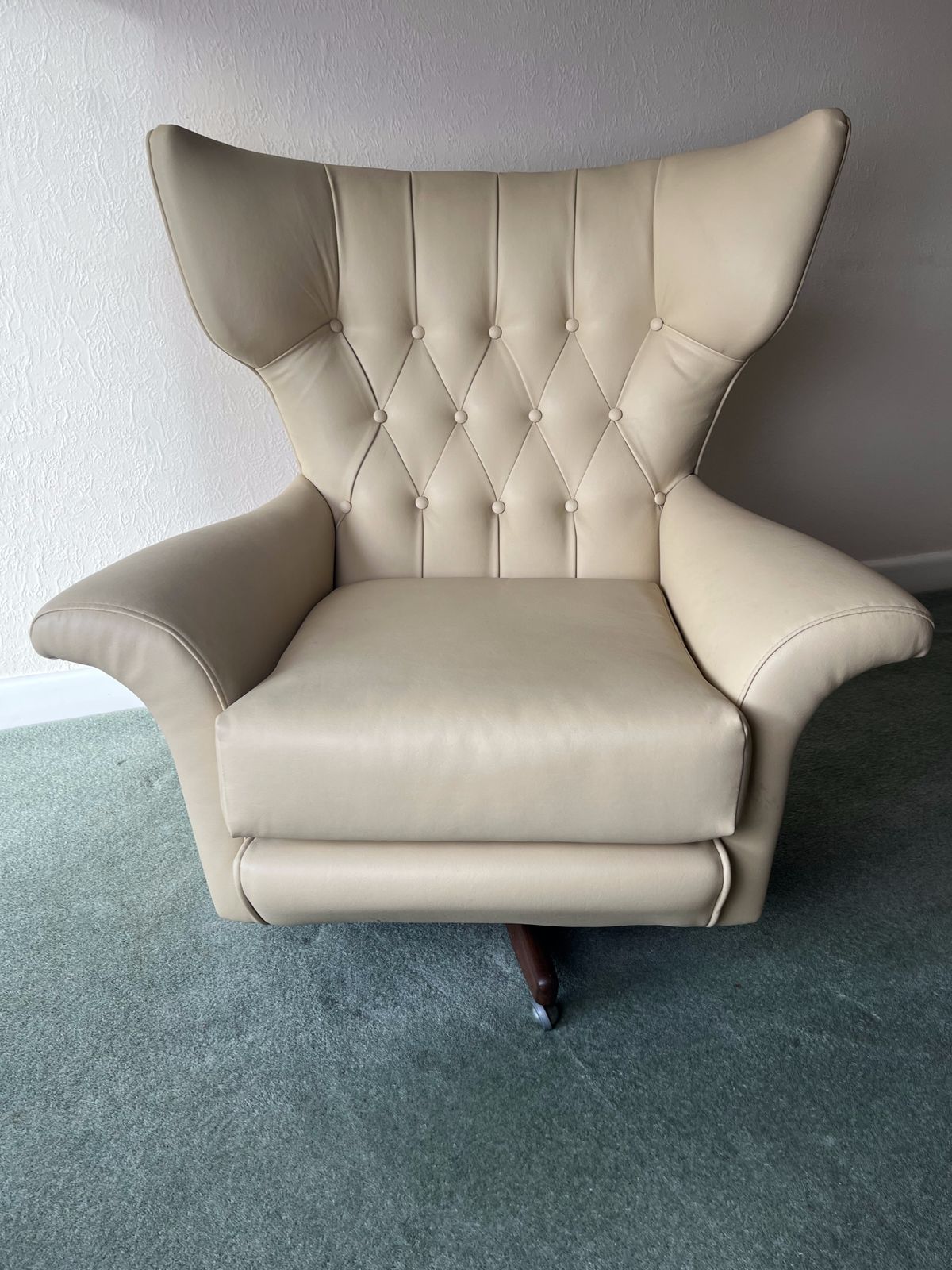 G Plan Blofeld 6250 Armchair, 1960s photo for sale