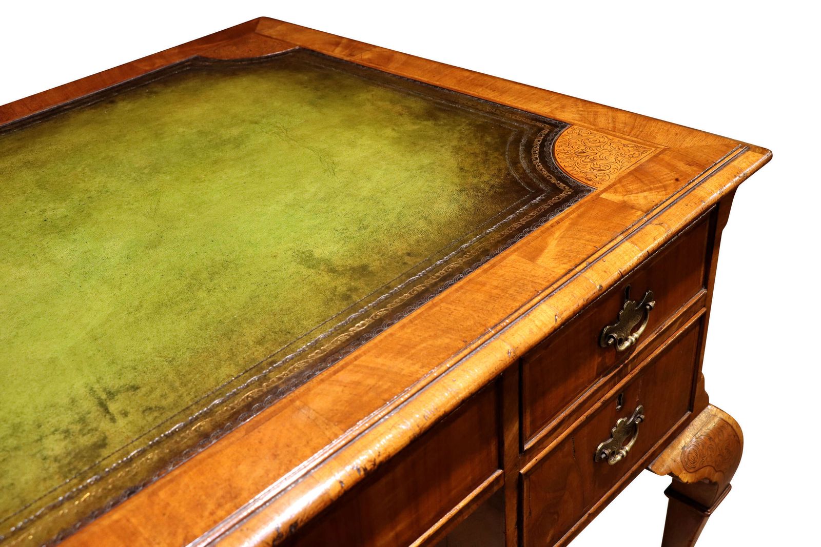 Fine Quality Edwardian Walnut Writing Desk By Gill & Reigate, C.1900 photo 1260.0