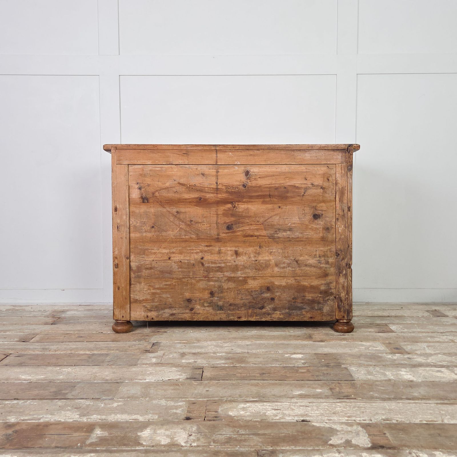 550.0 Antique Pine Chest Of Drawers Country Style photo