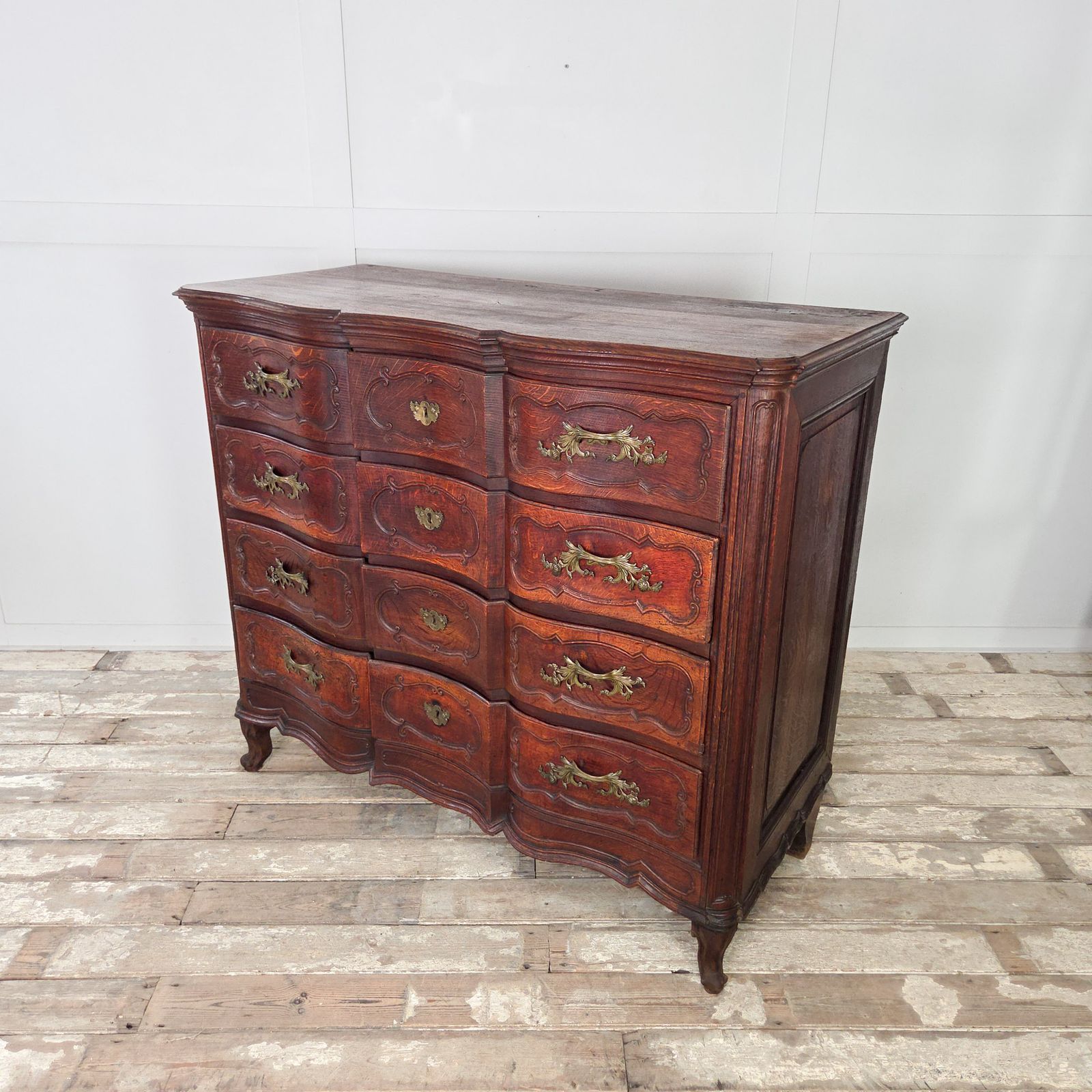 Furniture Antqieu French Serptentine Chest Of Drawers photo