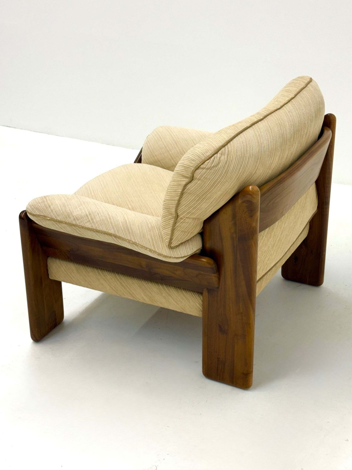 Sapporo Fauteuils Van Mario Marenco Voor Mobil Girgi photo Furniture