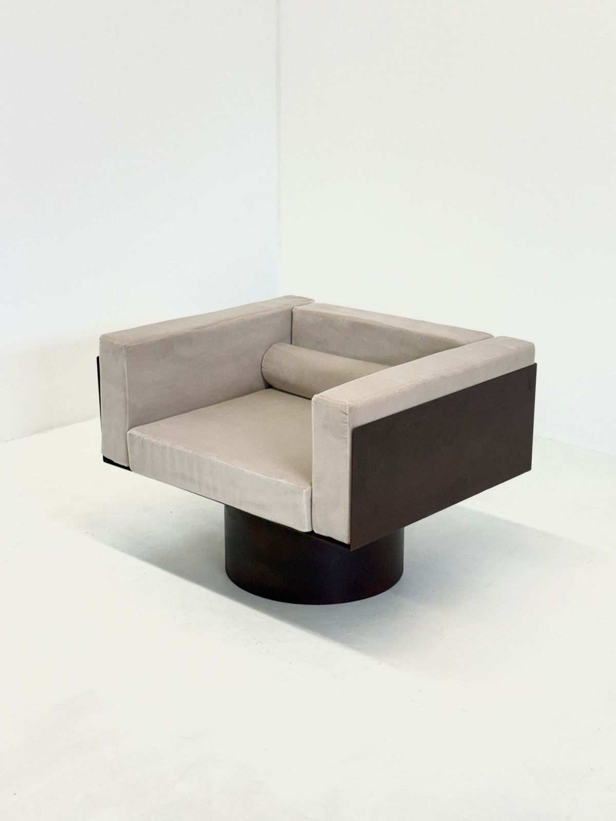 Sculptural Italian Metal Lounge Chair photo for sale