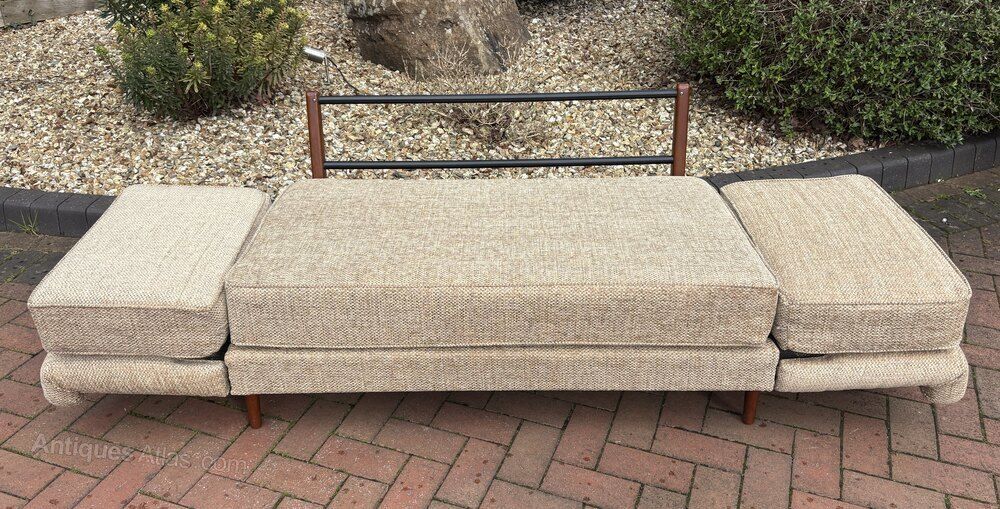 Mid Century Sofa / Day Bed photo for sale