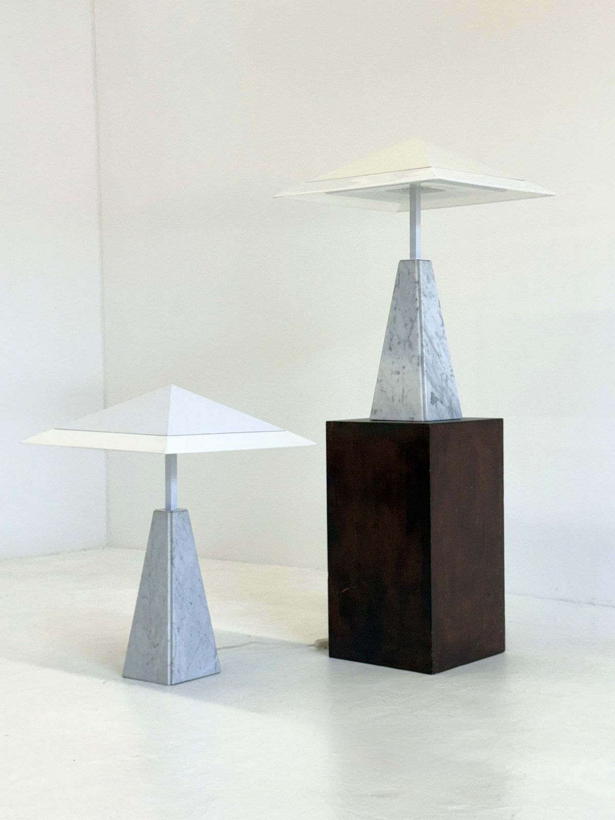 photo for sale Abat Jour Table Lamp By Cini Boeri For Arteluce