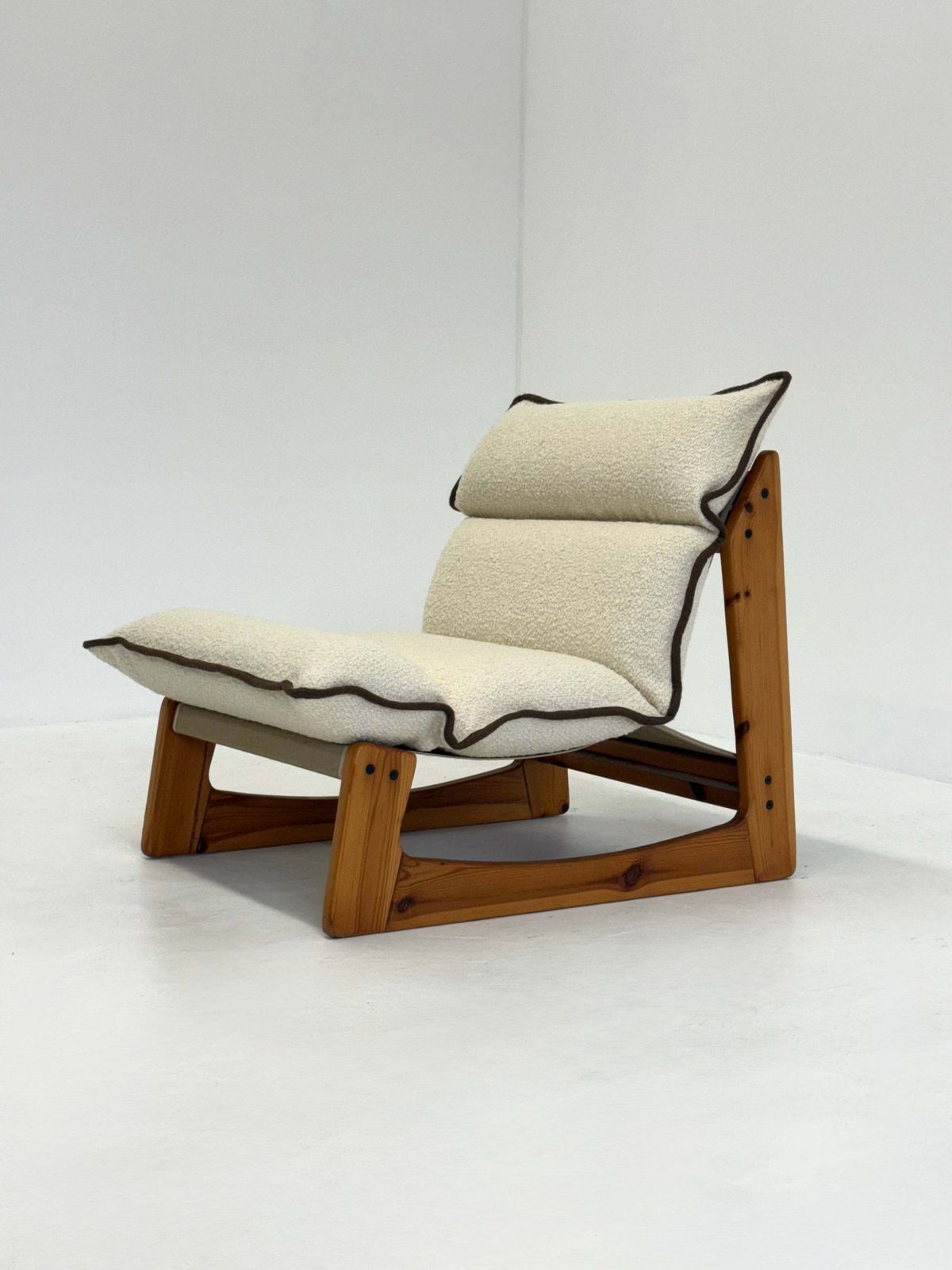 Italian Armchair From Ibisco In White Bouclé