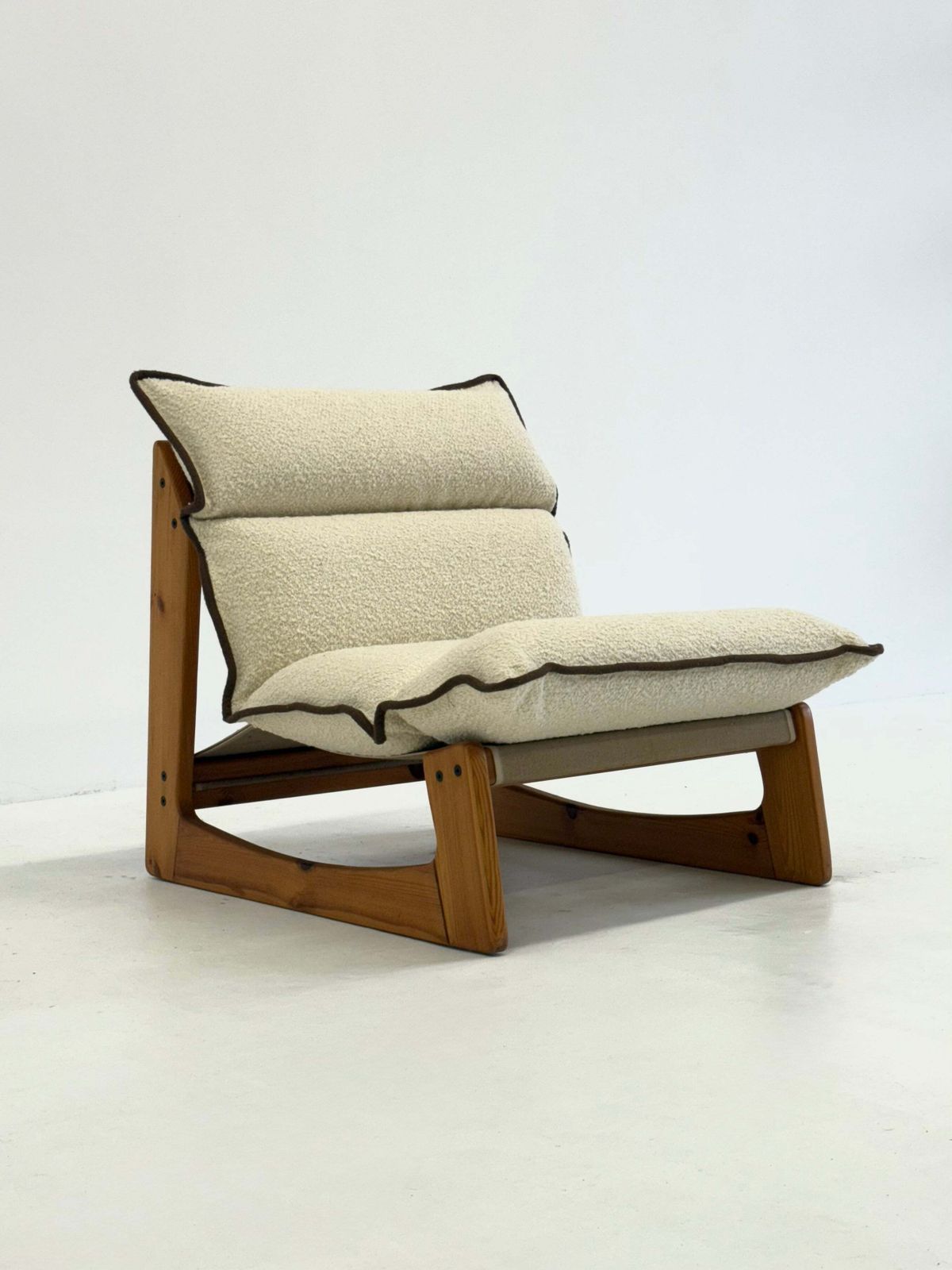 Italian Armchair From Ibisco In White Bouclé photo vintage