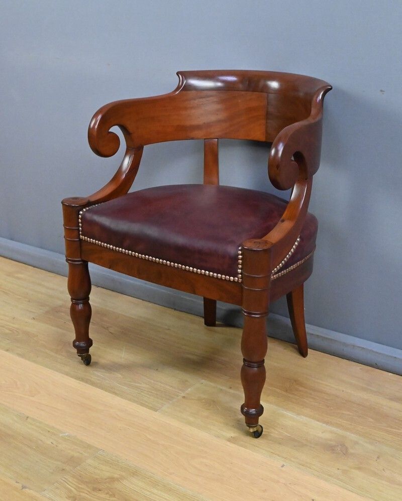 Mahogany Office Chair, Restoration Period – Early 19th Century photo Furniture