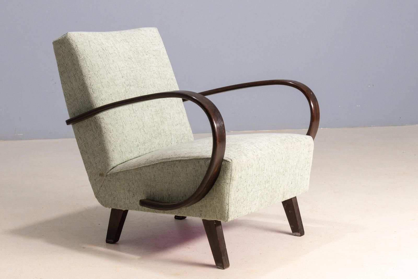 Pair Of Armchairs H 227, Jindřich Halabala, 1930s, Czechoslovakia photo furniture