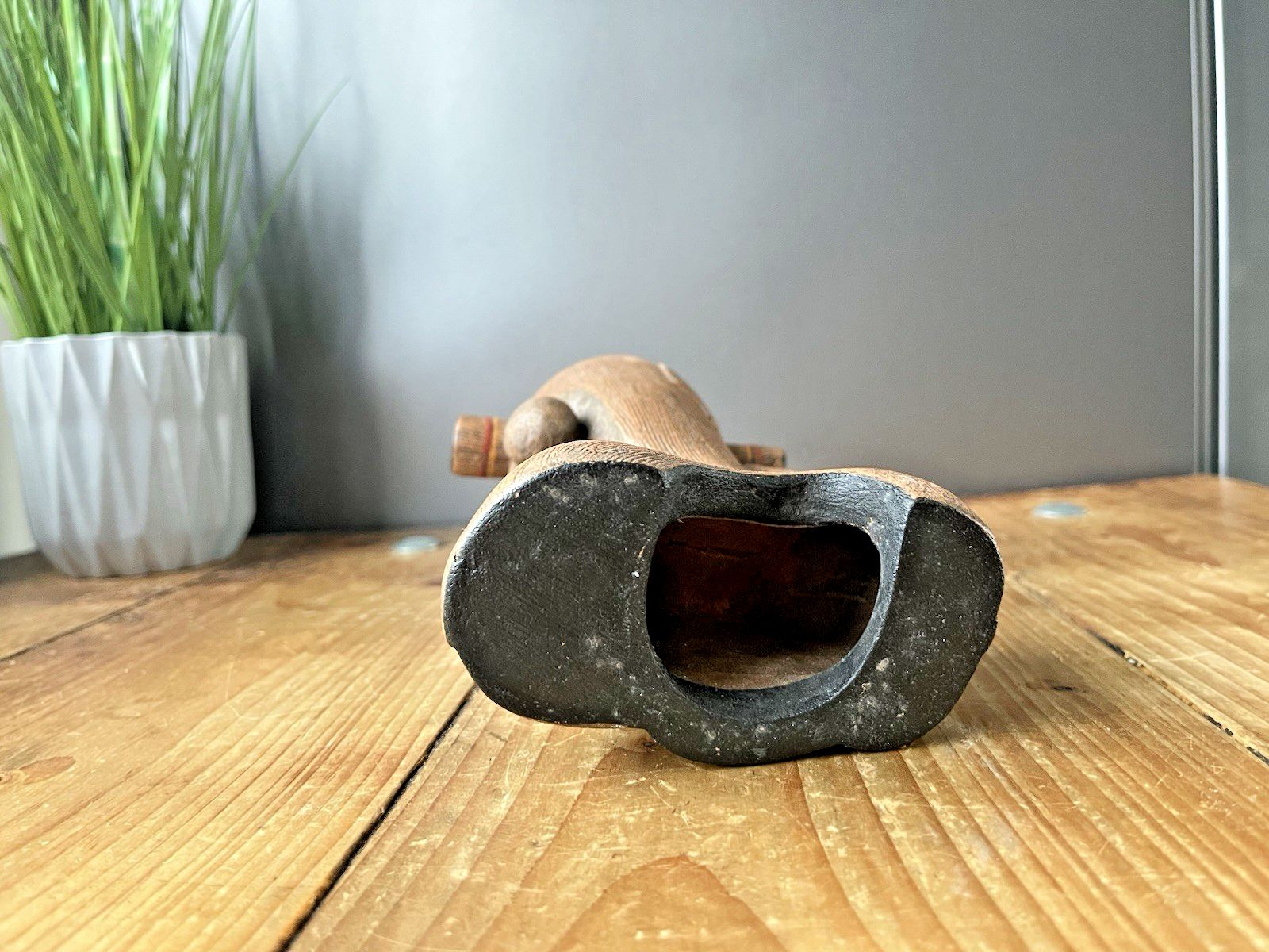 photo furniture Mid Century Modernist Picasso Style Cubist Abstract Pottery Face Sculpture Vase