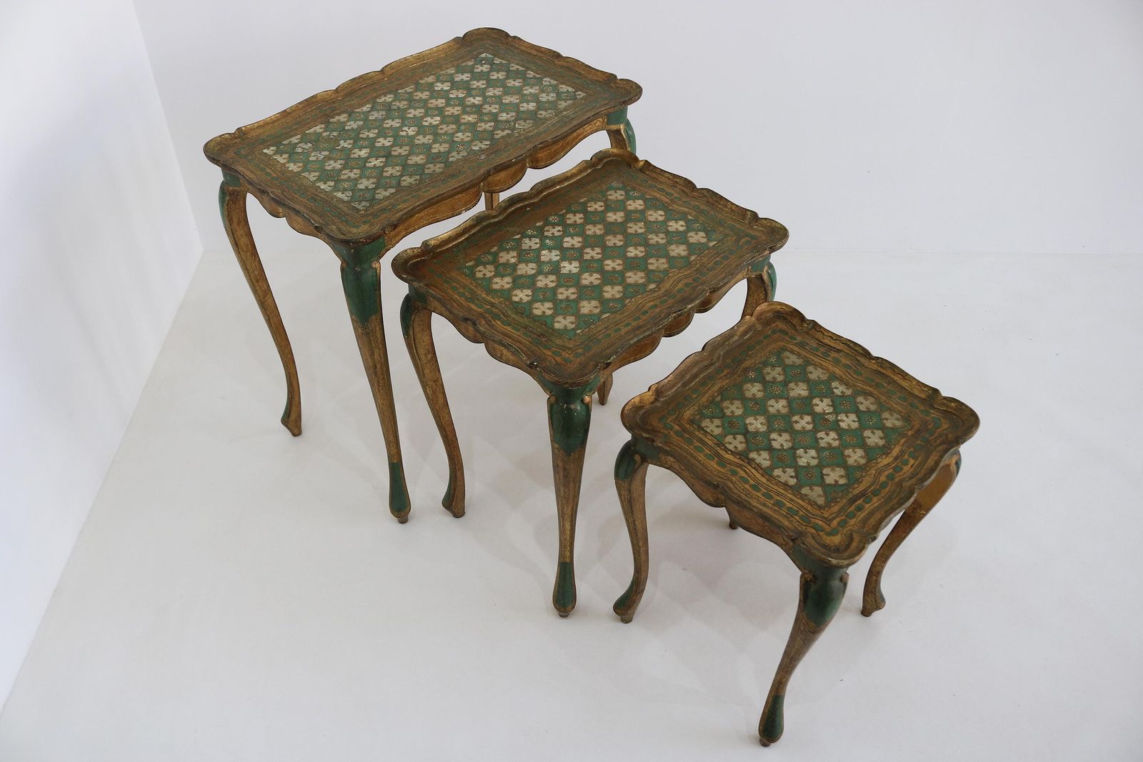 Vintage Italian Florentine Nesting Tables, Gilded Wood, Hand Painted, 1960s photo 584.0