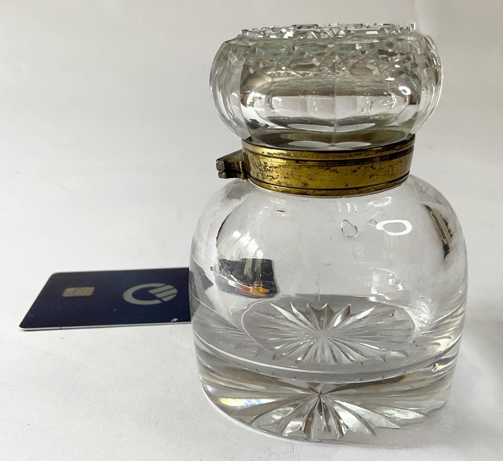 Fine Victorian Cut Crystal Library Inkwell – Faceted Geometric Lid – C.1900 photo for sale