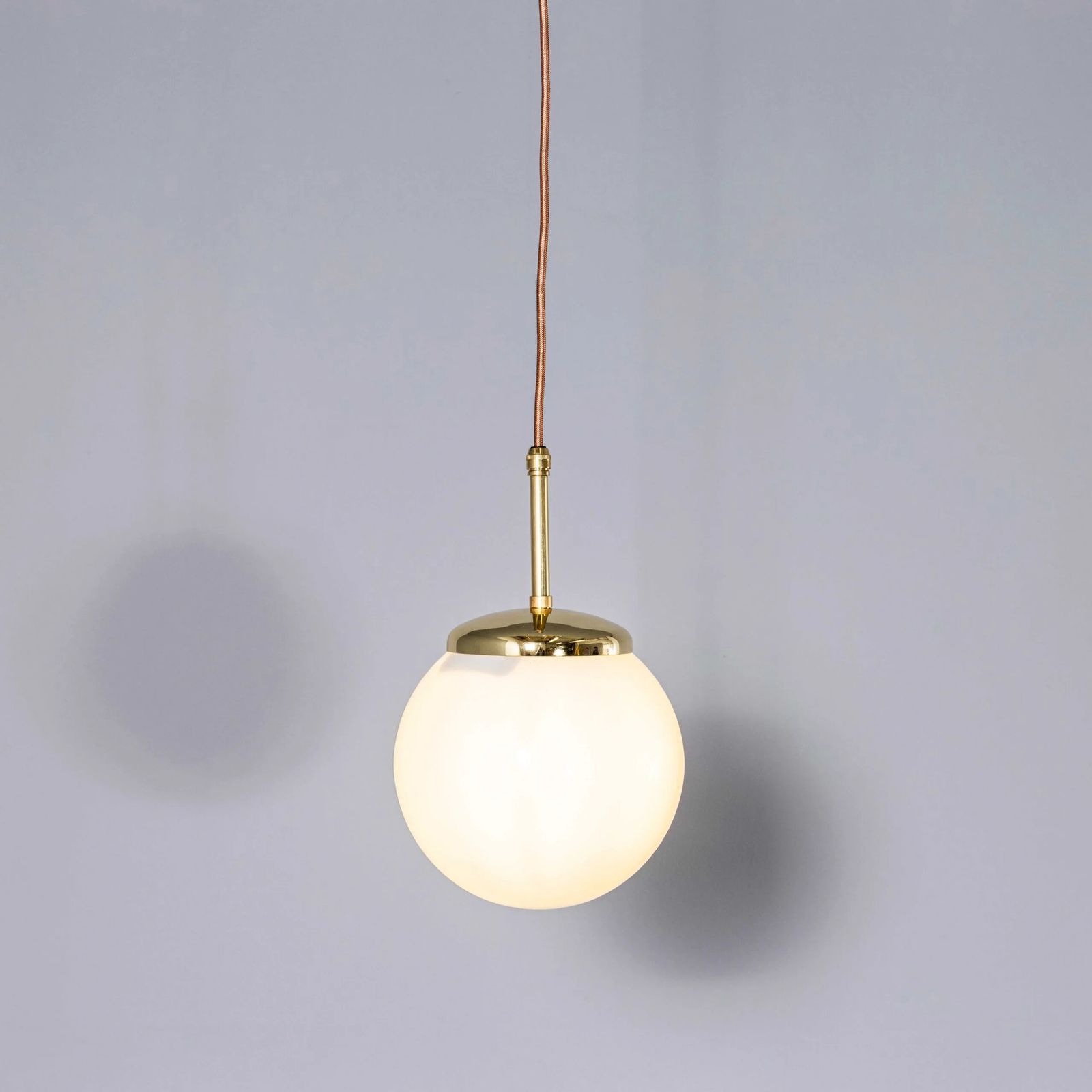 photo vinterior 1950’s Plain Opaline Pendant Glass – 20cm