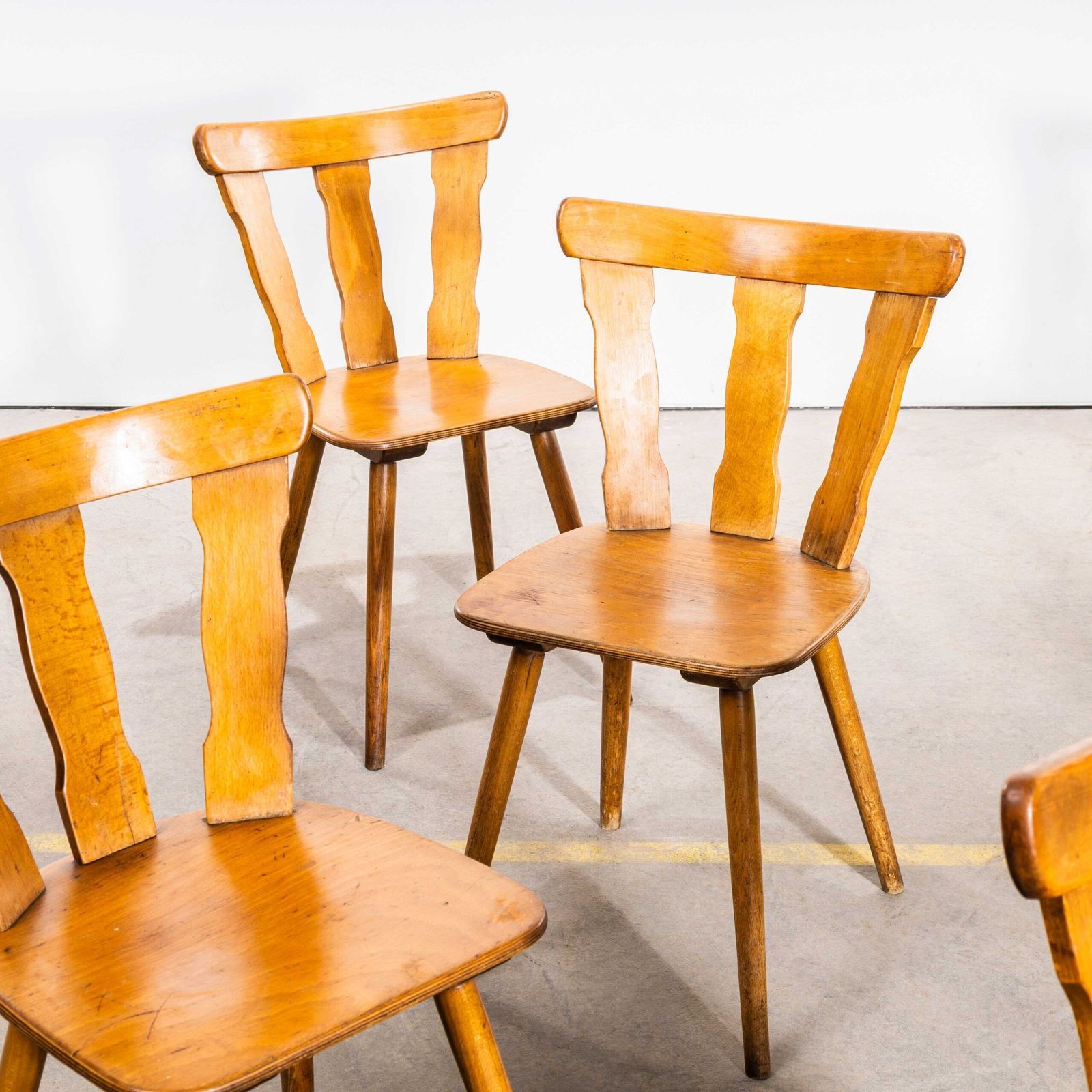 1950’s Classic Regional Alsace Blonde Dining Chair – Set Of Six photo vintage