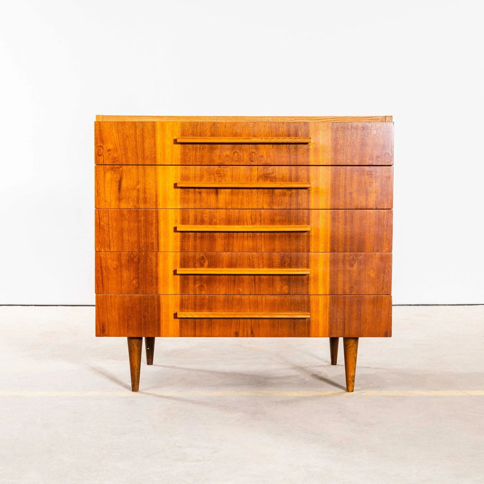 1960’s Good Sized Mid Century Chest Of Drawers – Up Zavody
