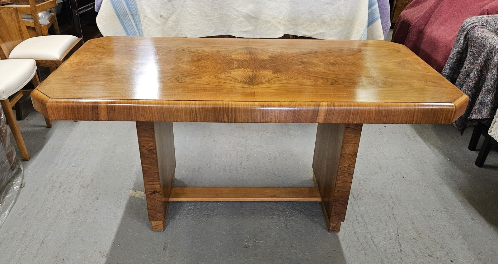 Art Deco Walnut Pedestal Dining Table photo 1650.0