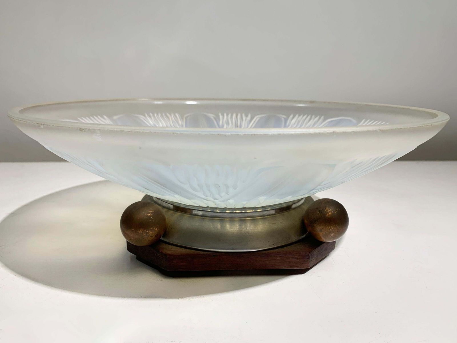 Art Deco Opalescent Glass Centerpiece Bowl With Sunflower Motif, Lalique Style photo 1239.0