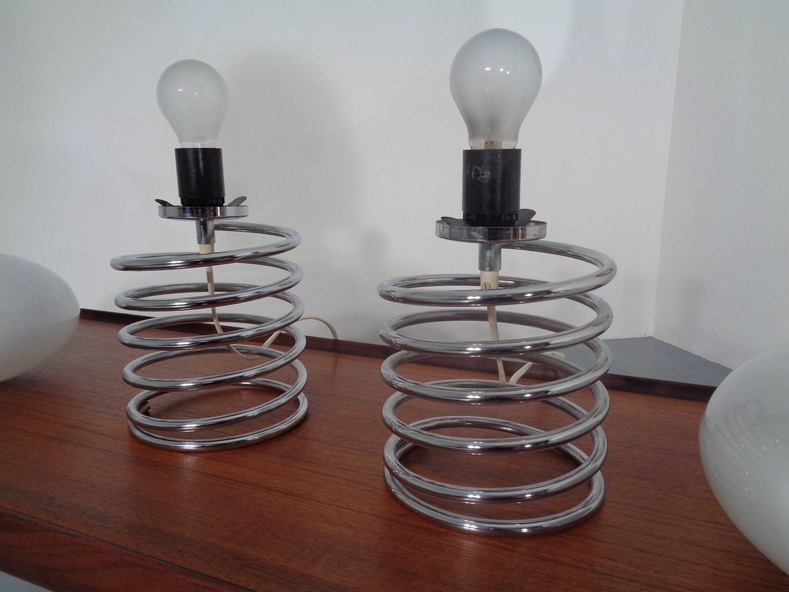 photo furniture Opaline Glass And Chrome Spiral Table Lamp By Ingo Maurer For Honsel, Germany, 1970s